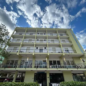 *** Hotel Niagara Italien